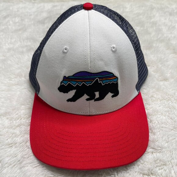 Patagonia Unisex Red White Fitz Roy Bear Mesh Trucker Hat One Size - Picture 1 of 7